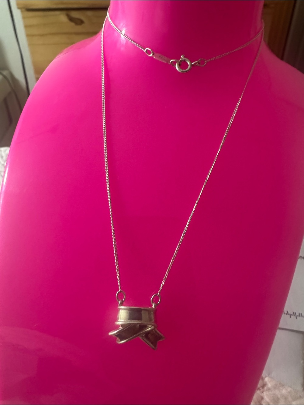 Tiffany & Co. Polished Silver Ribbon Pendant Necklace